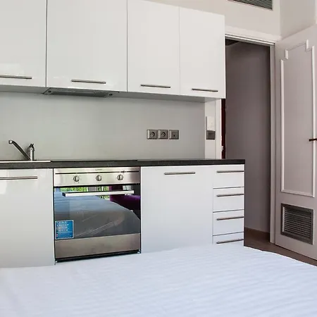 Apartment De La Plage Beach Menton